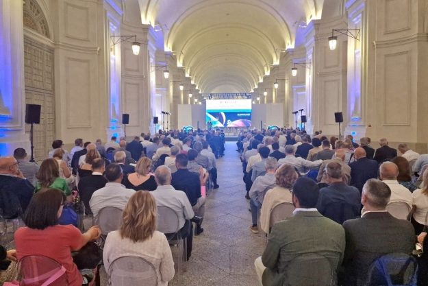 Federmanager: L’Assemblea di Torino illumina il futuro aerospaziale e rafforza i legami territoriali con Federmanager Cuneo Federmanager: L'Assemblea di Torino illumina il futuro aerospaziale e rafforza i legami territoriali con Federmanager Cuneo